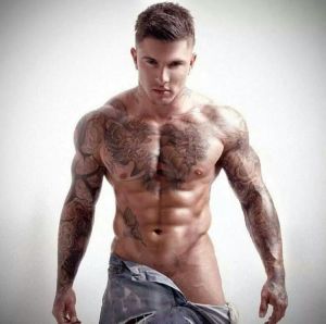 The Bad Boy look with the V-Cut!