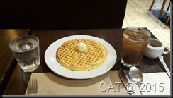 pancake house classic golden brown waffle